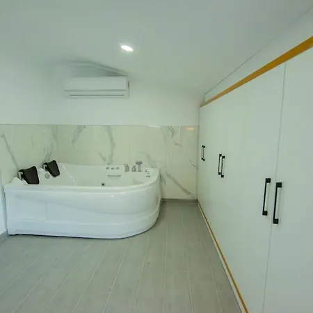 Villa Lux Tatilin Dogru Adresi - Caner