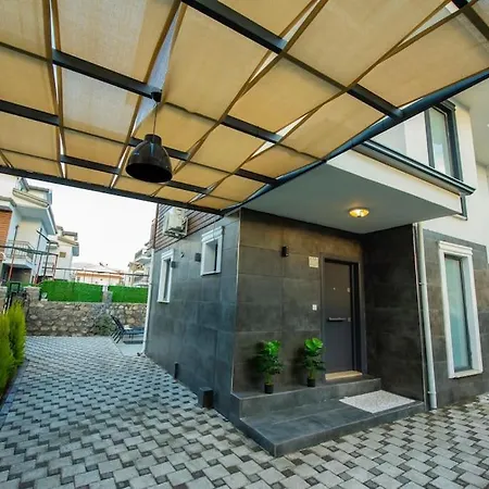 Lux Tatilin Dogru Adresi - Caner